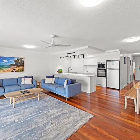 The Norfolks On Moffat Beach Caloundra Room photo